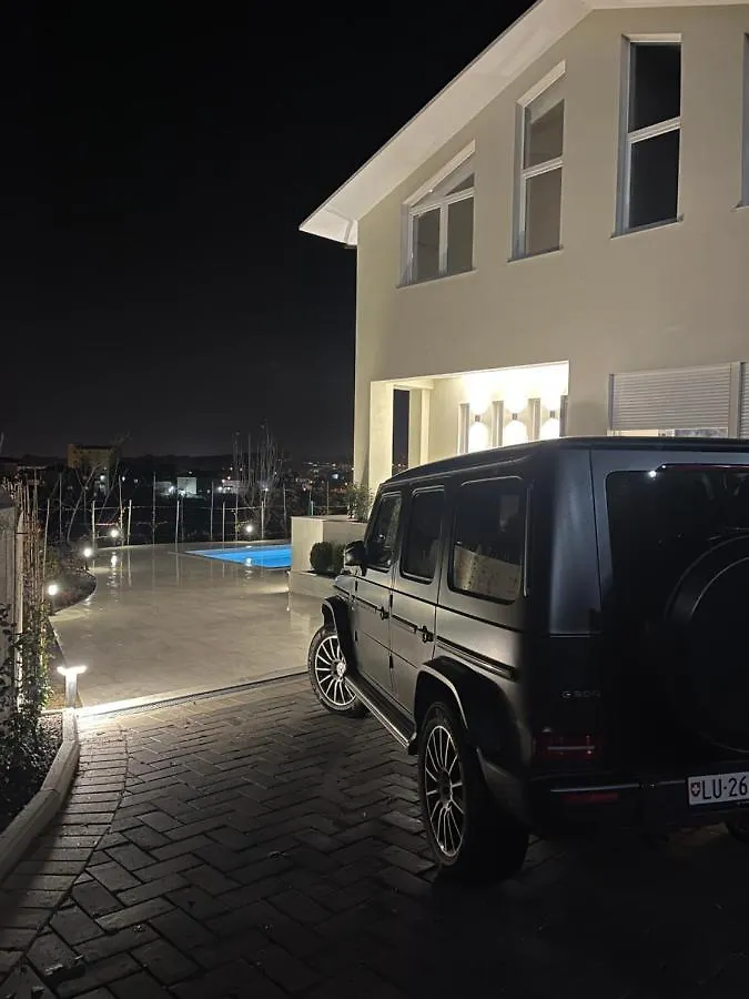 Villa 22 Tirana